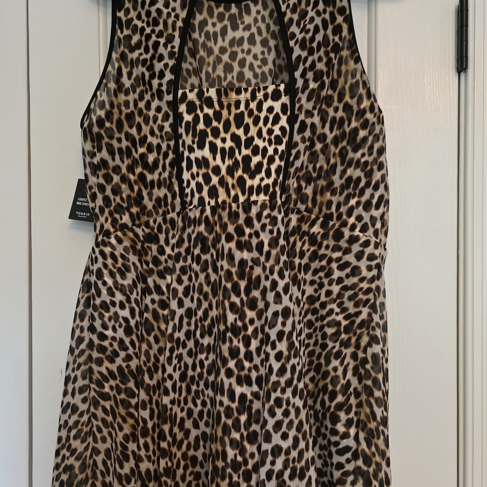 NWT Underwire Long Mesh Overlay Swim Dress With Brief -- Cheetah Tan Size 38D/DD - Picture 5 of 8